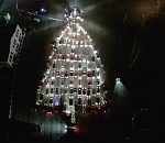 107 астраханских автомобилистов собрались в огромную Ёлку