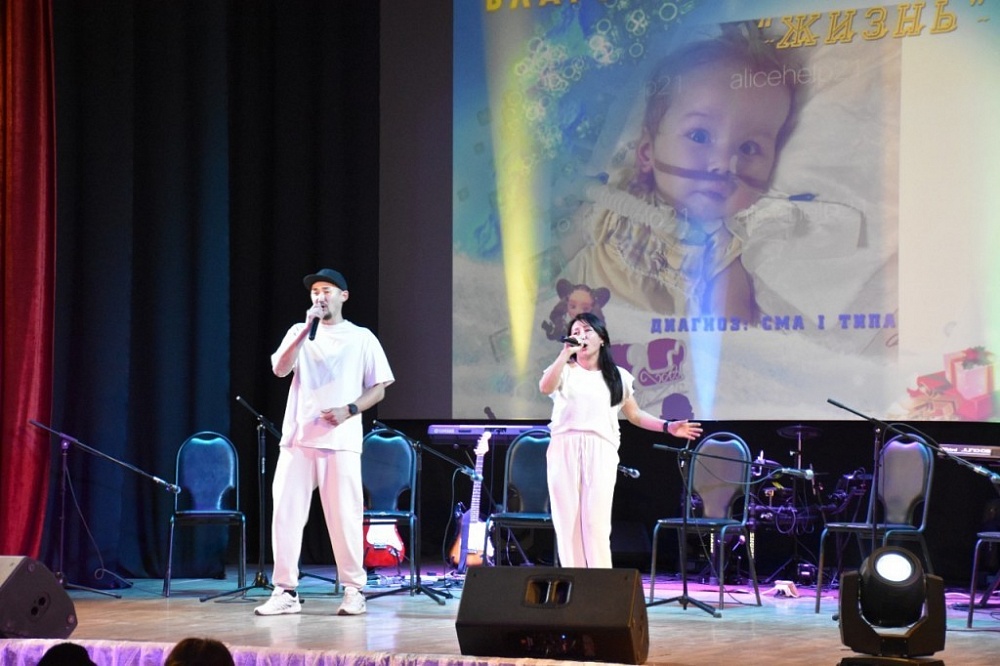 Под Астраханью состоялся благотворительный концерт по сбору средств для маленькой Алисы
