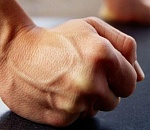 Астраханец до смерти избил тещу