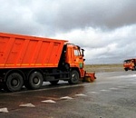 На федеральных дорогах Астраханской области дежурит техника Упрдор «Каспий»