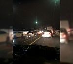 Авария на Новом мосту в Астрахани спровоцировала пробку в обе стороны