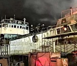 На южной окраине Астрахани горело котельное отделение теплохода