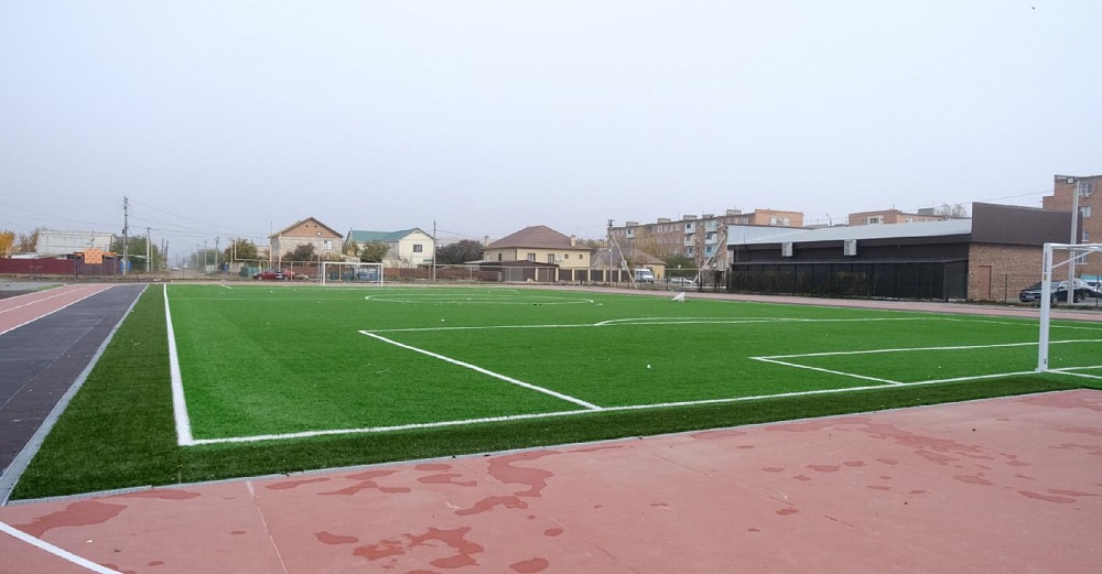 В Камызяке достраивают физкультцентр по нацпроекту "Демография"