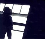 В Астрахани пенсионерка упала с восьмого этажа