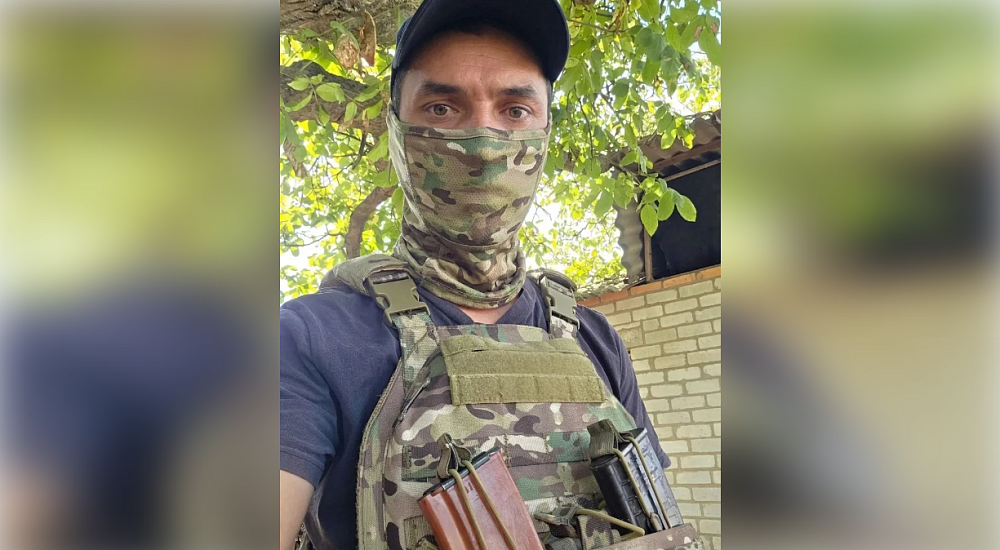Астраханец эвакуирует боевую технику на территории СВО