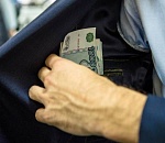 Под Астраханью при ремонте воинского мемориала «пропали» полмиллиона рублей