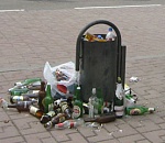 Выбрасывать мусор с балкона и опрокидывать мусорные баки станет вдвое дороже