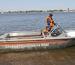 На правой стороне Астрахани вытащили из Волги тело неизвестной женщины