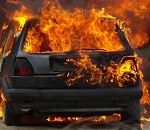 Ночью в Астрахани сгорел автомобиль