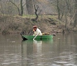 Сельчанин «случайно нашел» 20 килограмм красной рыбы