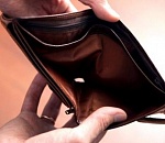 Руководство астраханского предприятия задолжало работникам более двух миллионов