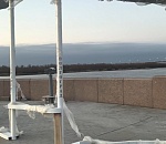 На Стрелке появилась странная конструкция, озадачившая астраханцев