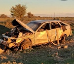 Под Астраханью в ДТП с перевернувшейся легковушкой погиб мужчина