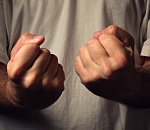 В астраханскую больницу доставили жестоко избитого подростка