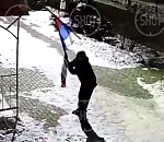 Астраханцу, который надругался над российским флагом, вынесли приговор