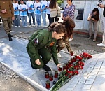 В Астрахани состоялся траурный митинг в память о жертвах теракта 2001 года