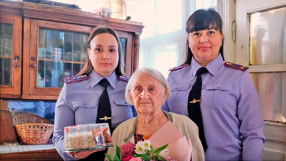 Фронтовая медсестра из Астрахани отметила 101-й день рождения