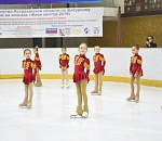 День Зимних видов спорта астраханцы отметили на единственном крытом городском катке в ТРК «Три Кота»