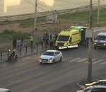 В Астрахани у «Алимпика» мотоциклист сбил двух девушек