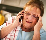 В Астрахани группа мошенников вынудила пенсионерку отдать им почти 2,5 млн рублей