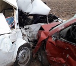 Студентка и школьница убились в Жигулях под Астраханью, виновата летняя резина