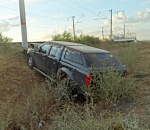 Внедорожник врезался в опору ЛЭП на трассе «Волгоград – Астрахань» 