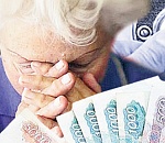 Астраханец оставил приютившую его пенсионерку без копейки