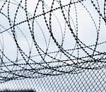 В Астрахани сотрудник исправительной колонии разрешал преступникам выходить на волю