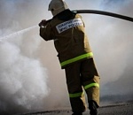  В Астрахани за ночь сгорели два автомобиля