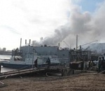 В Астрахани сгорел корабль