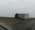 Под Астраханью фура улетела с трассы