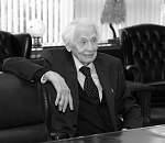 Народный артист СССР и режиссер Владимир Наумов умер на 94-м году жизни