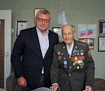 Ветерану, отметившему 100-летний юбилей, вручили орден Астраханской области