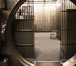 Астраханка пыталась ограбить банк силой слова