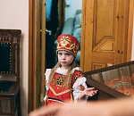 Астраханцев приглашают на выставку костюмов