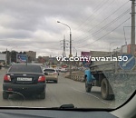 Астраханцы сообщают об огромной пробке у Ярмарки