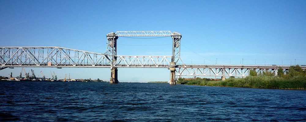 Сегодня вечером перекроют Старый мост