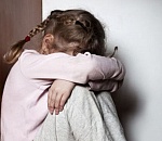 В Астраханской области осудили мужчину, растлившего 12-летнюю девочку