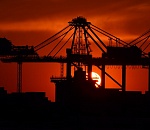 ФАС разрешила иранской компании купить акции астраханского порта