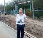 Активисты ПАРНАСа пикетировали интернат в Астрахани