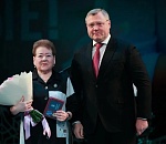 Игорь Бабушкин вручил астраханкам государственные и региональные награды