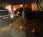 В Астрахани иномарка врезалась в бетонную опору ЛЭП