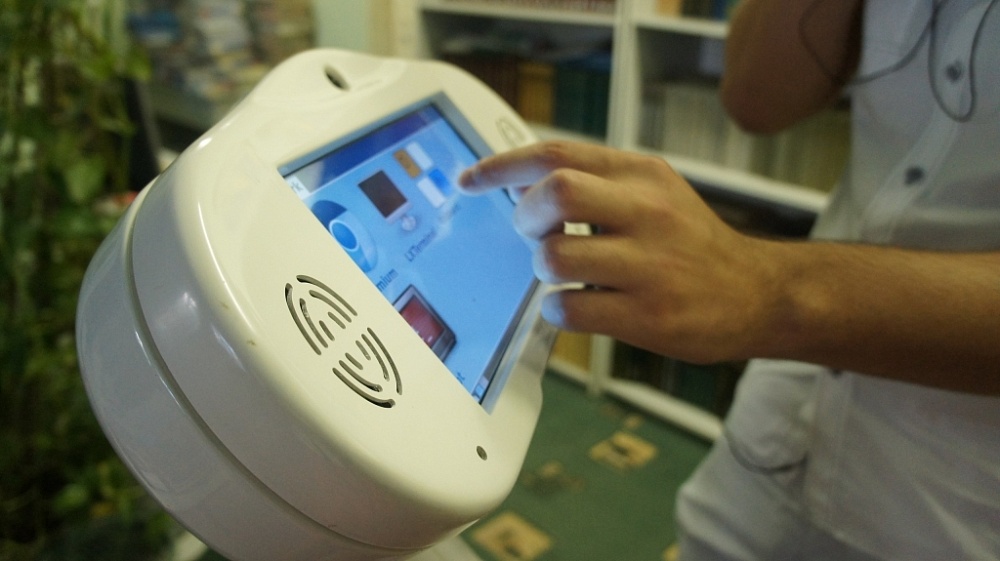 В пяти астраханских школах появятся роботы