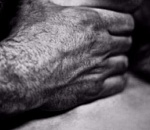 Астраханец чуть не задушил бывшую жену ради рыбалки с сыном