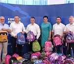 Астраханские парламентарии собирают в школу детей Кременского района ЛНР 