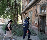 Еще 20 жителей рухнувшего дома в Астрахани пришли с заявлением о компенсации