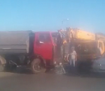 В Астрахани столкнулись МАЗ и автокран