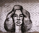 В Астрахани еще одна стена превратилась в арт-объект