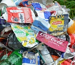 В Астрахани с Комсомольской Набережной вывезли кубометры мусора