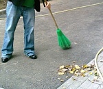 Астраханец будет мести улицы за езду в нетрезвом виде